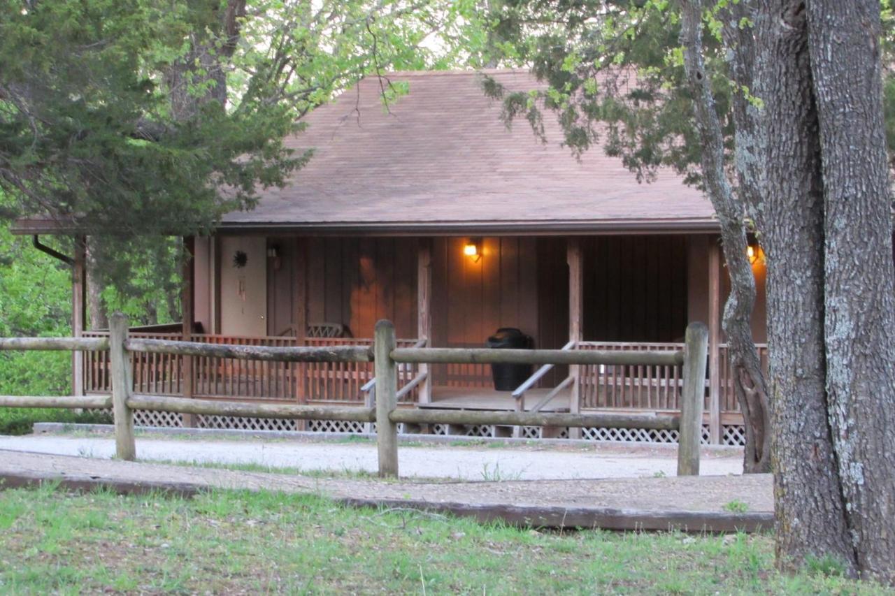 Bar M Resort & Campground Branson West Bagian luar foto