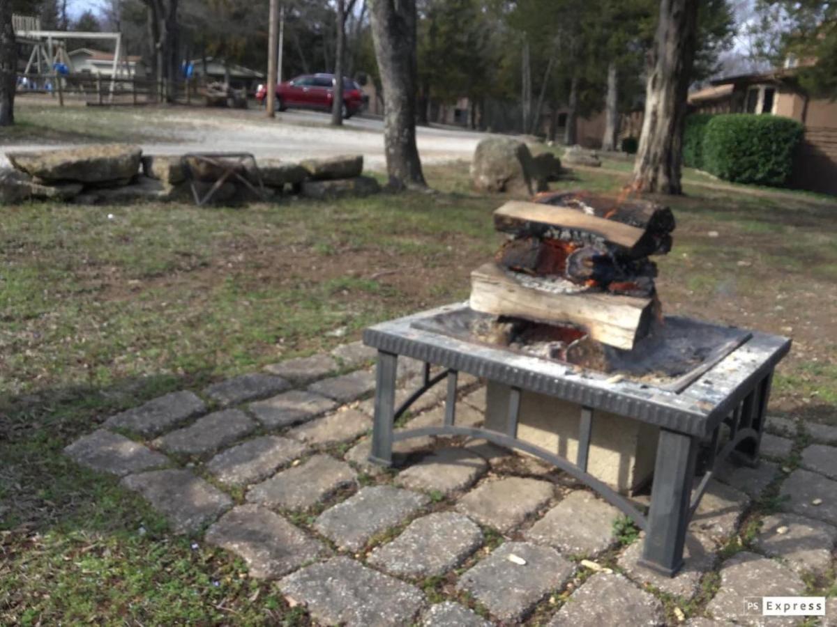 Bar M Resort & Campground Branson West Bagian luar foto